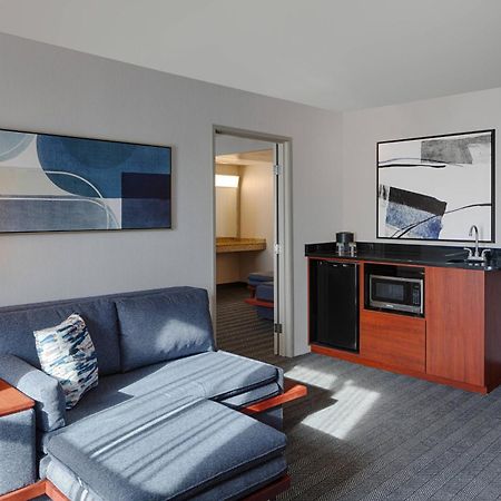 Courtyard By Marriott Springfield Downtown Hotel Buitenkant foto
