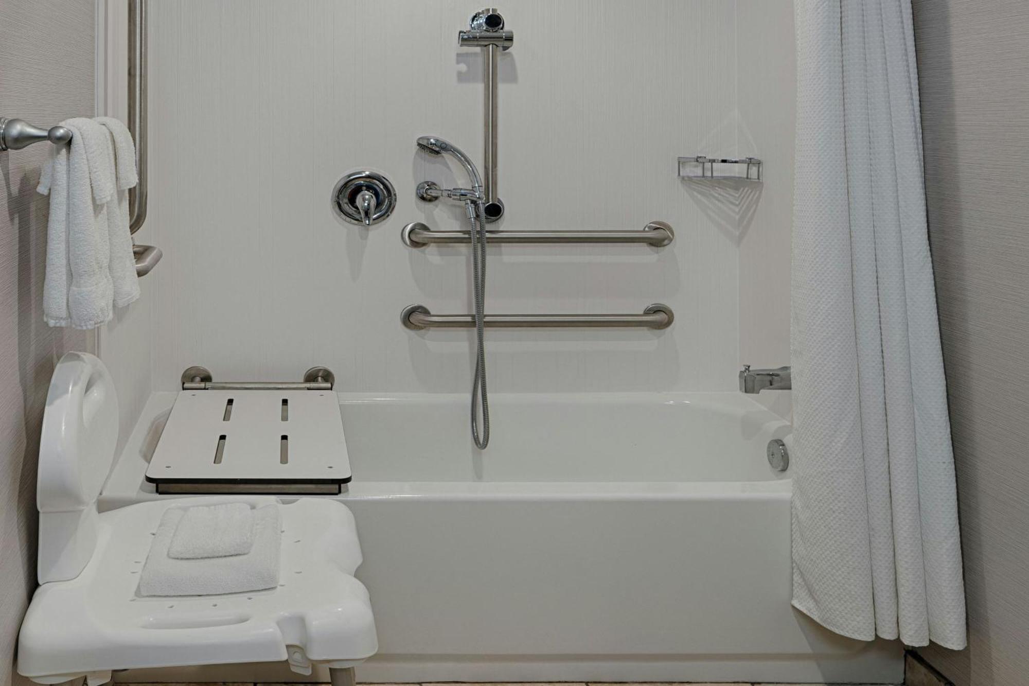 Courtyard By Marriott Springfield Downtown Hotel Buitenkant foto