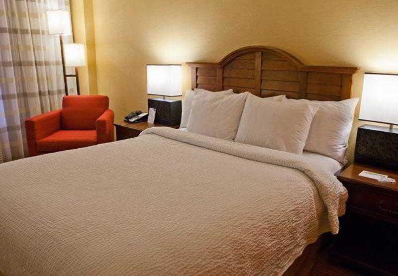 Courtyard By Marriott Springfield Downtown Hotel Buitenkant foto
